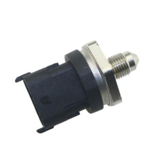 Capteur pression carburant neuf de type Bosch 0261545001 2S7G9F972AC