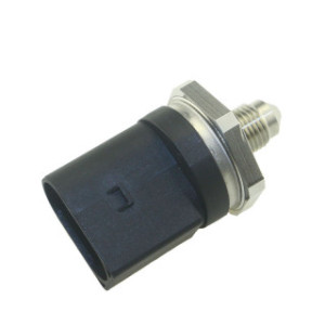 Capteur pression carburant pour BMW 0261545043
