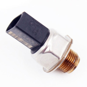 Capteur pression carburant, 04L906054